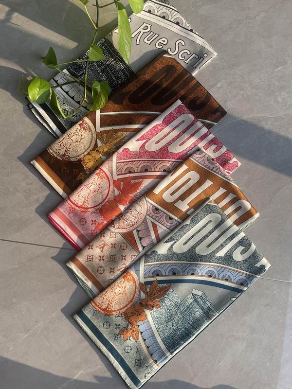 LV silk scarf 90X90cm E02